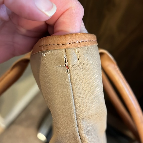 Tory Burch Jaden Horsebit Tote - Picture 7 of 14